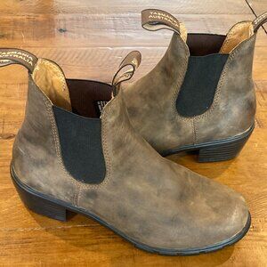 Blundstone #1677 Heeled Boot Rustic Brown Women US8